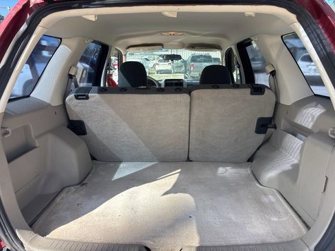 Used 2012 Ford Escape XLS FWD image 9