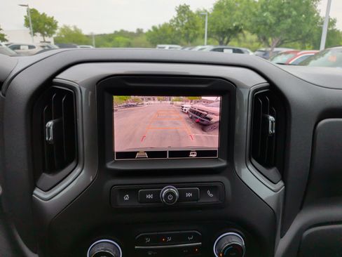 Used 2025 Chevrolet Silverado 1500 Custom Trail Boss w/ LPO, Dark Essentials Package image 21