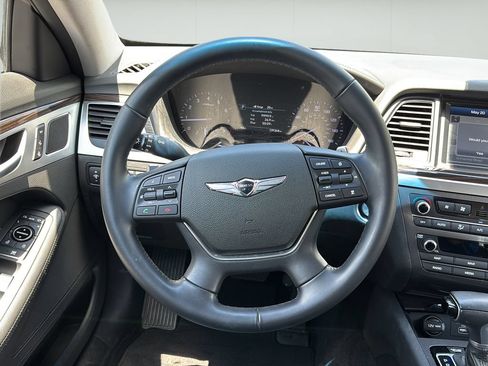 Used 2019 Genesis G80 3.8 RWD image 21