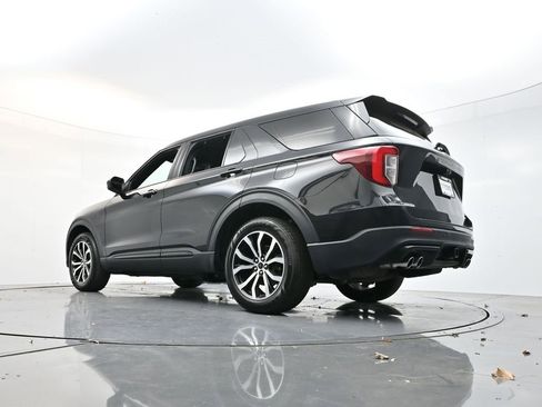 Used 2022 Ford Explorer ST image 28