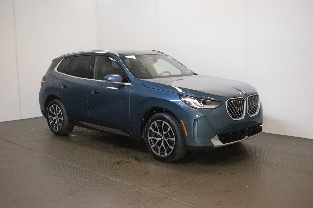 New 2026 BMW X3 xDrive30i w/ Convenience Package AWD/4WD image 1
