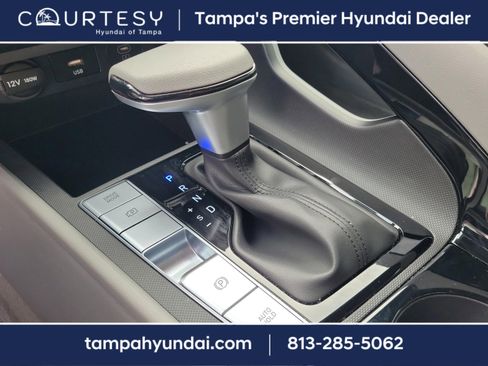 Certified 2025 Hyundai Elantra Blue image 31