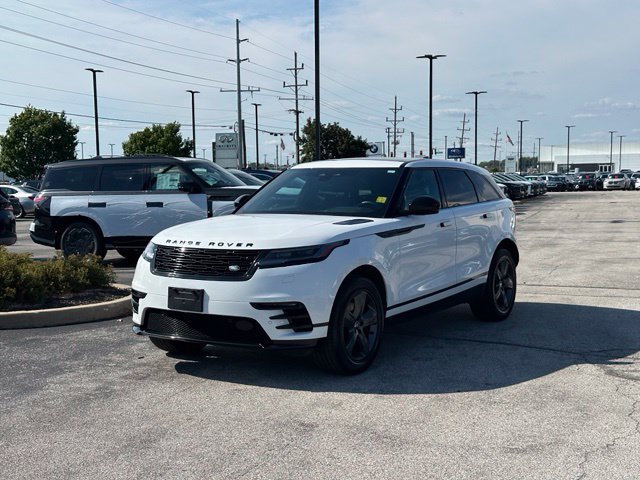 Used 2025 Land Rover Range Rover Velar Dynamic SE AWD/4WD image 3