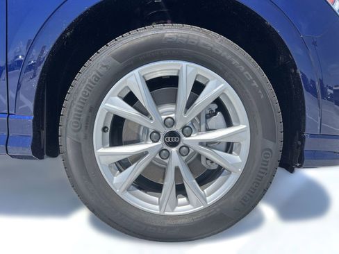 New 2025 Audi Q3 2.0T Premium image 11