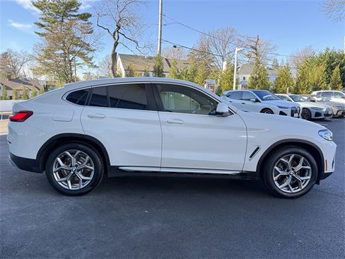 Certified 2023 BMW X4 xDrive30i w/ Convenience Package image 3