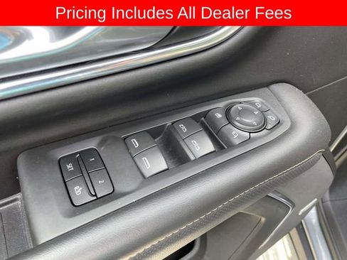 Used 2022 GMC Yukon AT4 AWD/4WD image 20