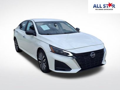 Used 2025 Nissan Altima 2.5 SV