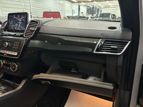 Used 2019 Mercedes-Benz GLE 43 AMG 4MATIC Coupe image 32