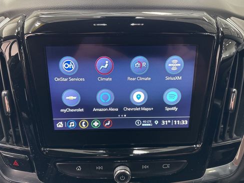 Used 2023 Chevrolet Traverse LT w/ Midnight/Sport Edition image 16