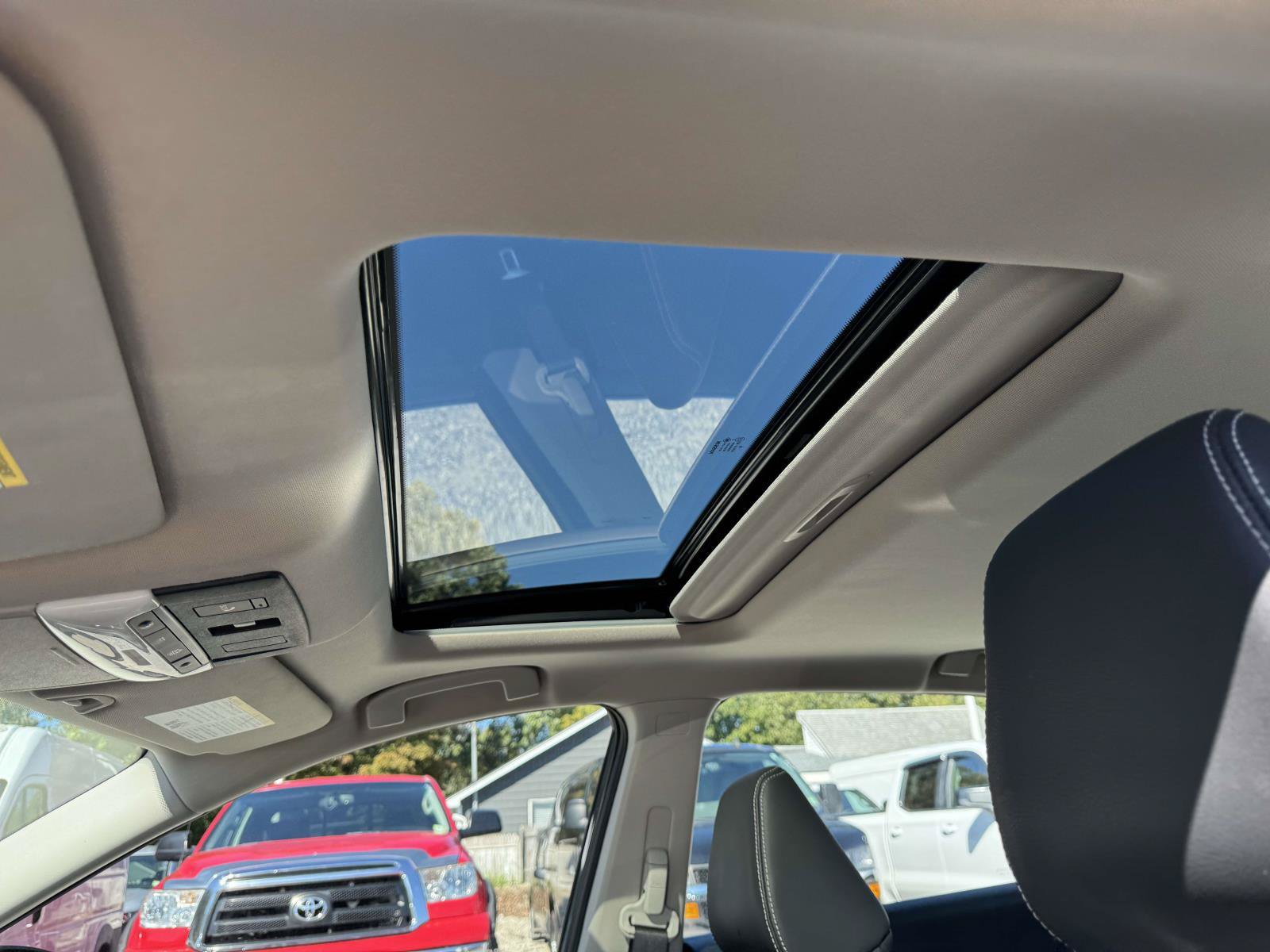 Used 2019 Nissan Altima 2.5 SL FWD image 17