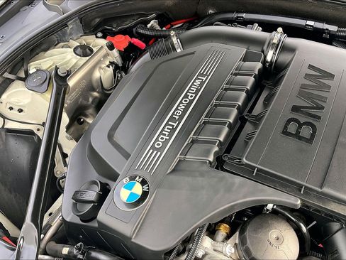 Used 2015 BMW 535i Sedan image 36