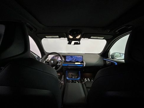 Used 2025 BMW X3 xDrive30i w/ M Sport Package image 24