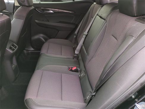 Used 2022 Buick Envision Preferred image 24