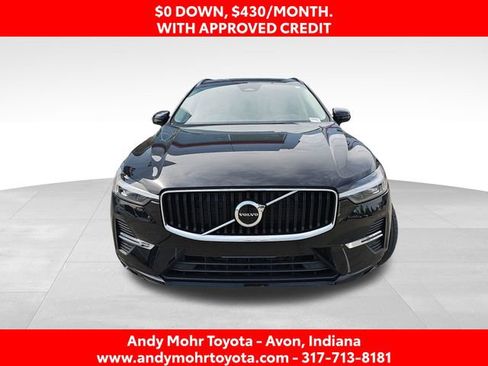 Used 2022 Volvo XC60 B5 Momentum w/ Climate Package AWD/4WD image 3