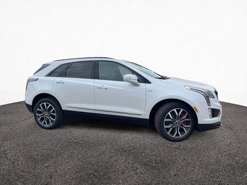 New 2025 Cadillac XT5 Sportv w/ LPO, Floor Liner Package image 2