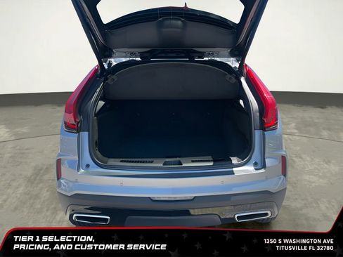 Used 2024 Cadillac XT4 Premium Luxury AWD/4WD image 17