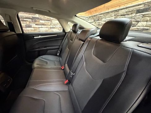 Used 2019 Ford Fusion Titanium AWD/4WD image 31