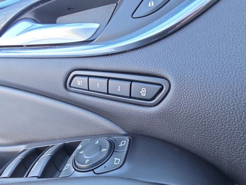 Used 2020 Buick Enclave Avenir w/ Trailering Package, 5000 lbs. image 17