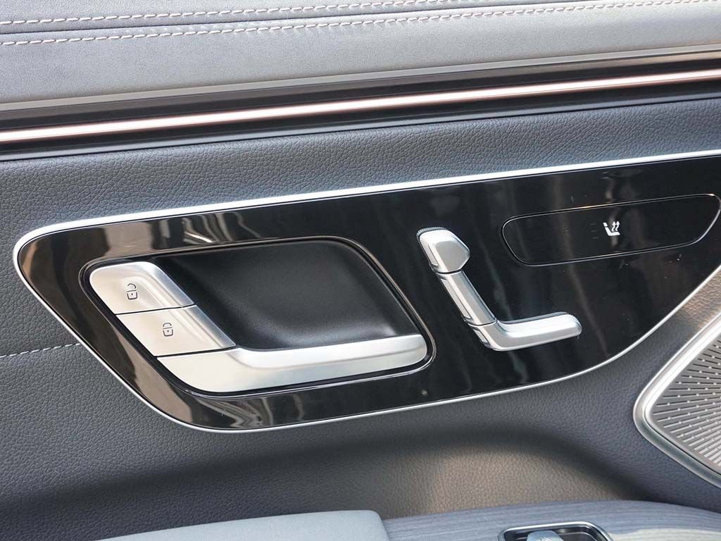 Used 2024 Mercedes-Benz EQS 450+ 4MATIC Sedan image 44