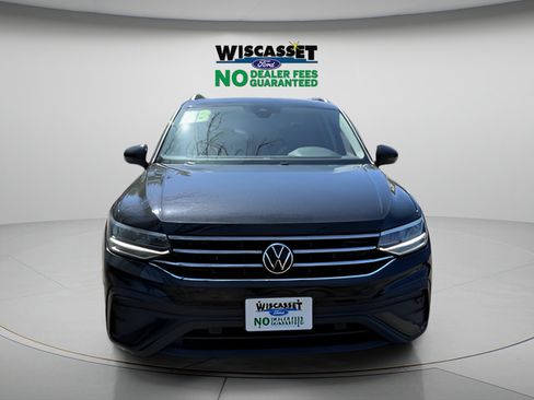 Used 2023 Volkswagen Tiguan SE AWD/4WD image 9