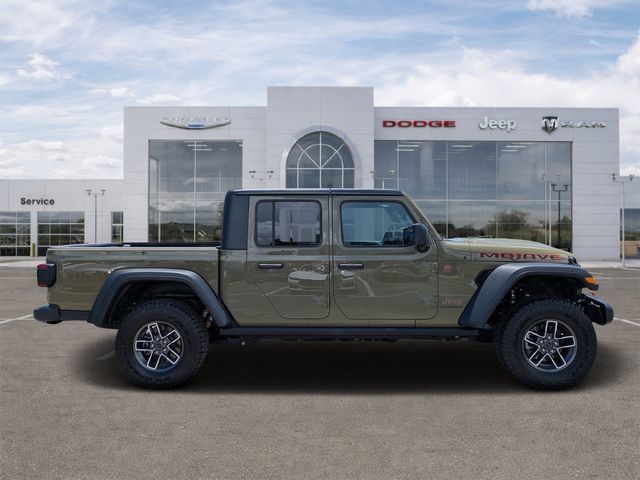 Used 2026 Jeep Gladiator Mojave AWD/4WD image 2