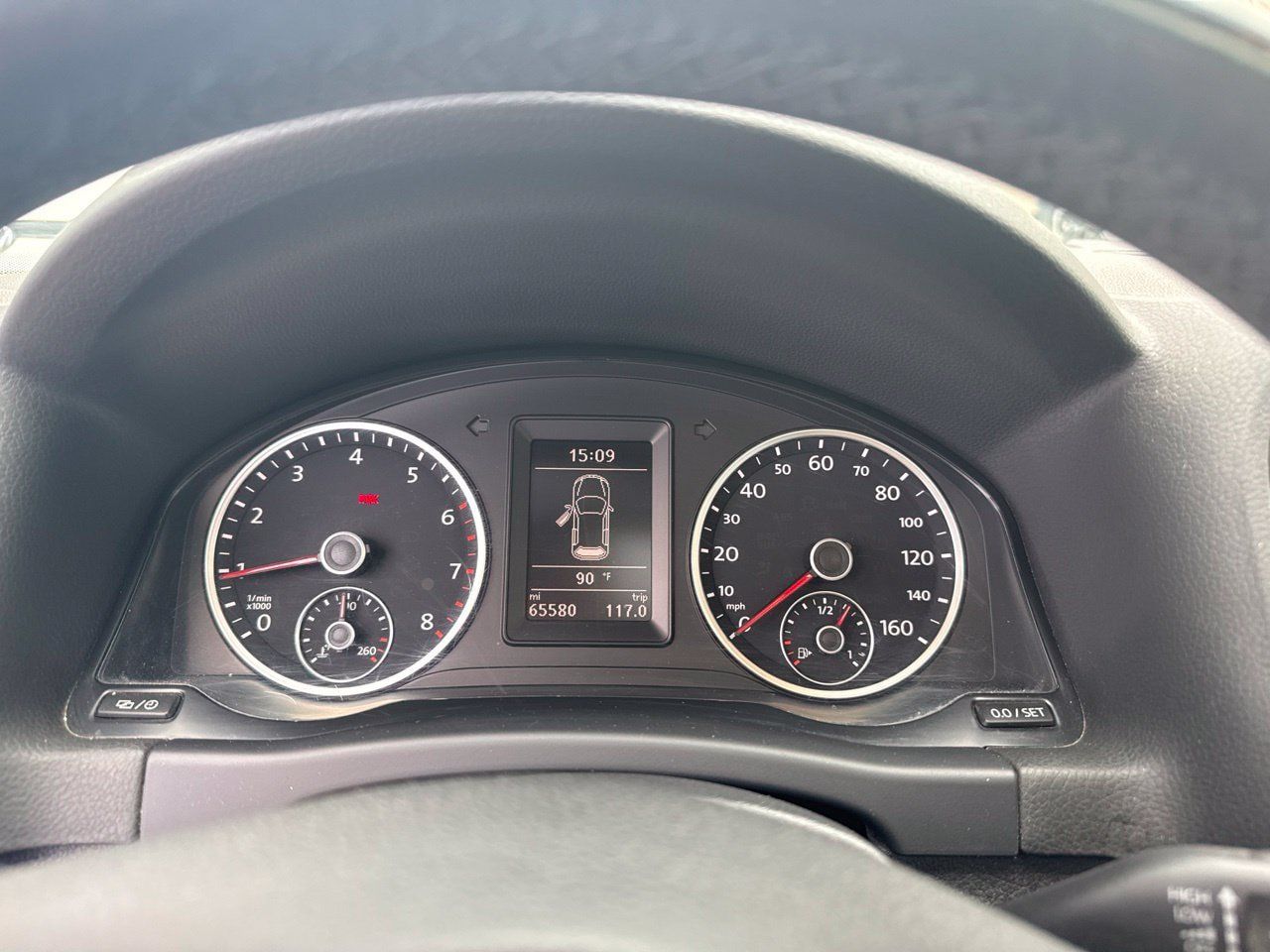 Used 2013 Volkswagen Tiguan S FWD image 1