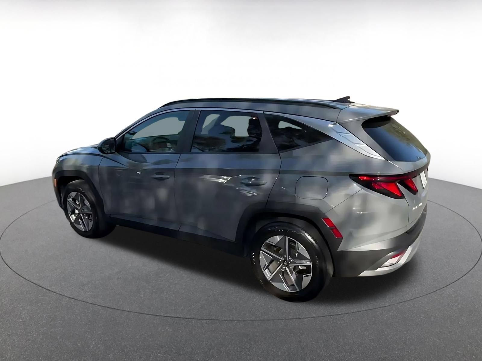 Used 2026 Hyundai Tucson SEL Plus AWD/4WD image 9