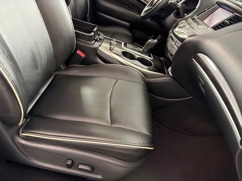 Used 2019 INFINITI QX60 Pure FWD image 26