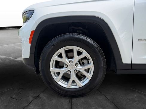 Used 2023 Jeep Grand Cherokee Limited AWD/4WD image 14