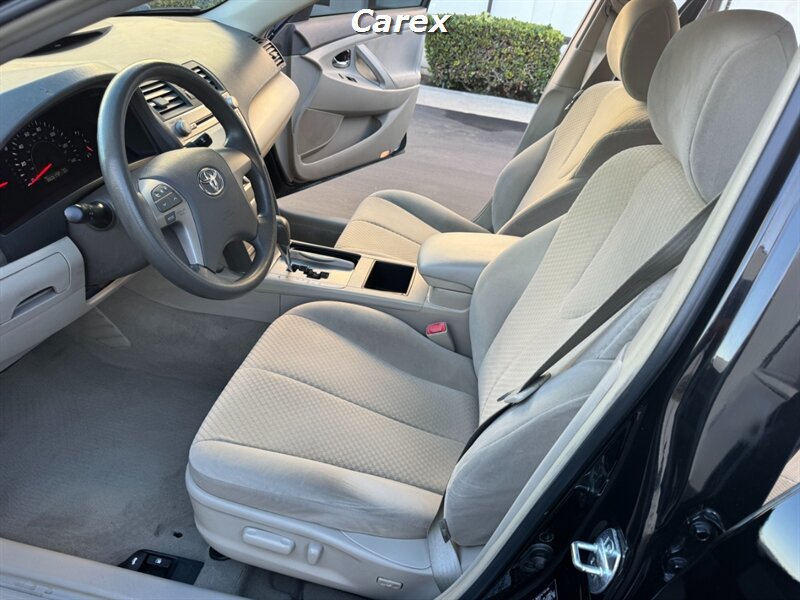 Used 2007 Toyota Camry LE FWD image 13