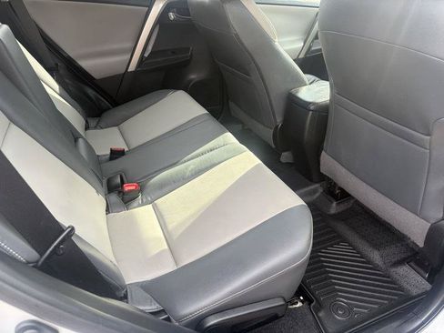 Used 2015 Toyota RAV4 Limited w/ Technology Package AWD/4WD image 7