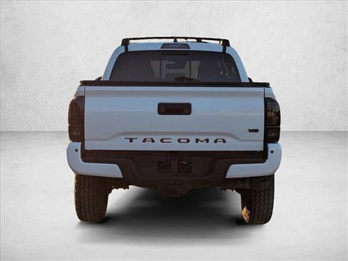 Used 2020 Toyota Tacoma TRD Off-Road image 8