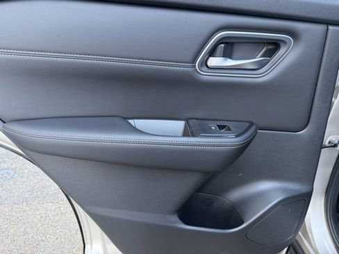 Certified 2024 Nissan Rogue Platinum w/ Platinum Premium Package image 13