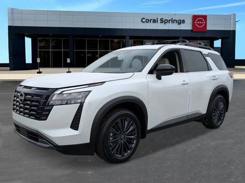 New 2026 Nissan Pathfinder SL w/ SL Premium Package FWD image 1