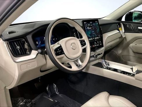 New 2026 Volvo XC60 B5 Ultra w/ Protection Package Premier image 8