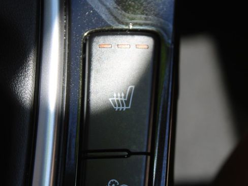 Certified 2024 Kia Seltos EX FWD image 37