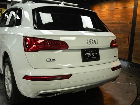 Used 2019 Audi Q5 2.0T Premium w/ Convenience Package AWD/4WD image 6