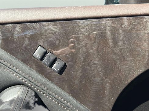 Used 2024 Nissan Armada Platinum w/ Cargo Package image 31