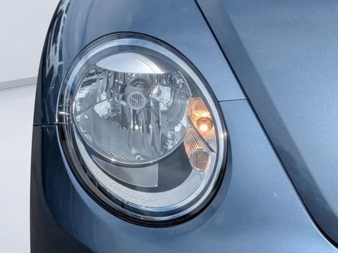 Used 2016 Volkswagen Beetle 1.8T Denim FWD image 9