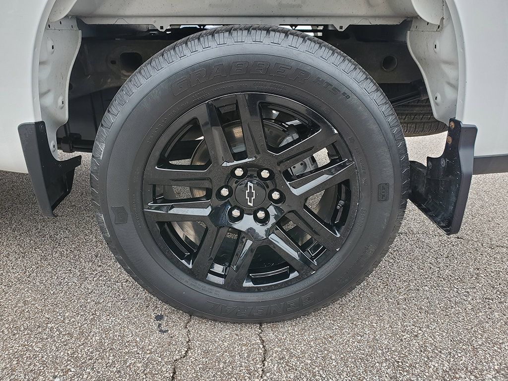 Used 2023 Chevrolet Silverado 1500 Custom AWD/4WD image 15