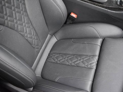 Used 2023 BMW 530e xDrive w/ Executive Package image 24