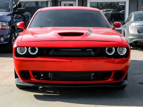 Used 2021 Dodge Challenger SXT w/ Blacktop Package image 5
