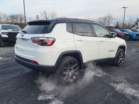 New 2026 Jeep Compass Limited w/ Sun, Sound & Navigation Group image 5