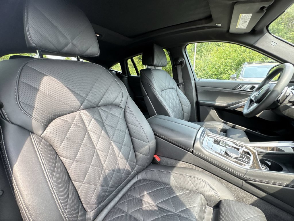 Certified 2025 BMW X6 xDrive40i AWD/4WD image 27