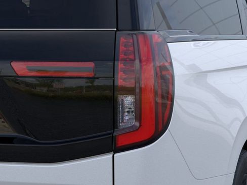 New 2025 Ford Expedition Max Platinum w/ Stealth Performance Package AWD/4WD image 21