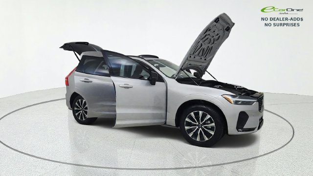 Used 2025 Volvo XC60 B5 Core AWD/4WD image 81