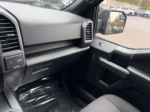 Used 2020 Ford F150 XLT w/ Equipment Group 302A Luxury AWD/4WD image 18