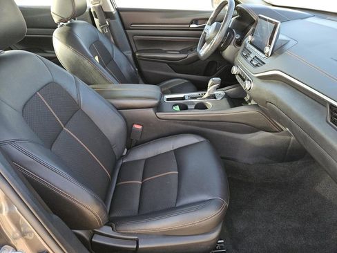 Used 2022 Nissan Altima 2.0 SR image 23