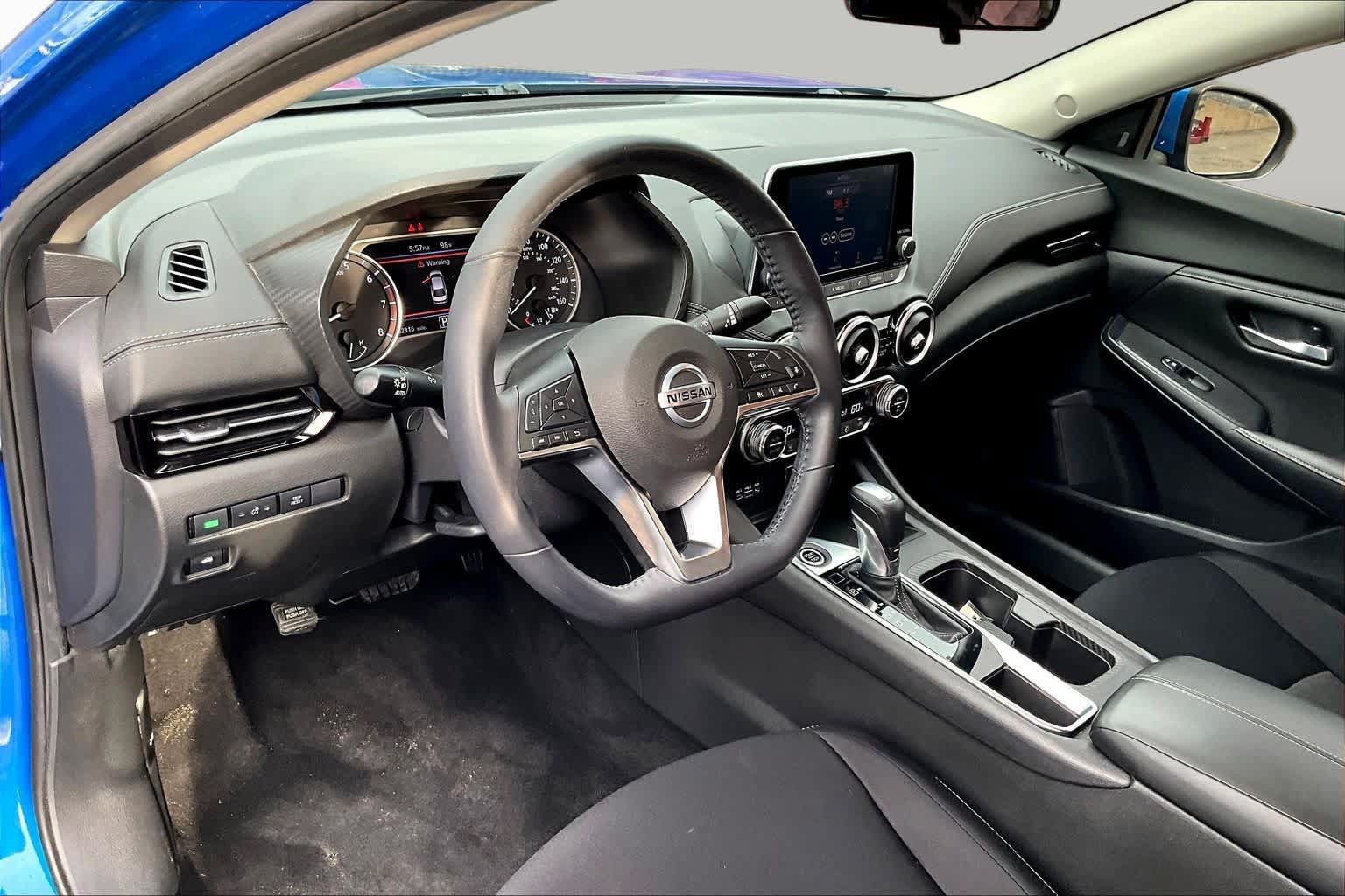 Used 2020 Nissan Sentra SV FWD image 18