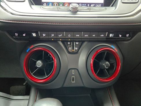 Used 2022 Chevrolet Blazer RS w/ Enhanced Convenience Package FWD image 26